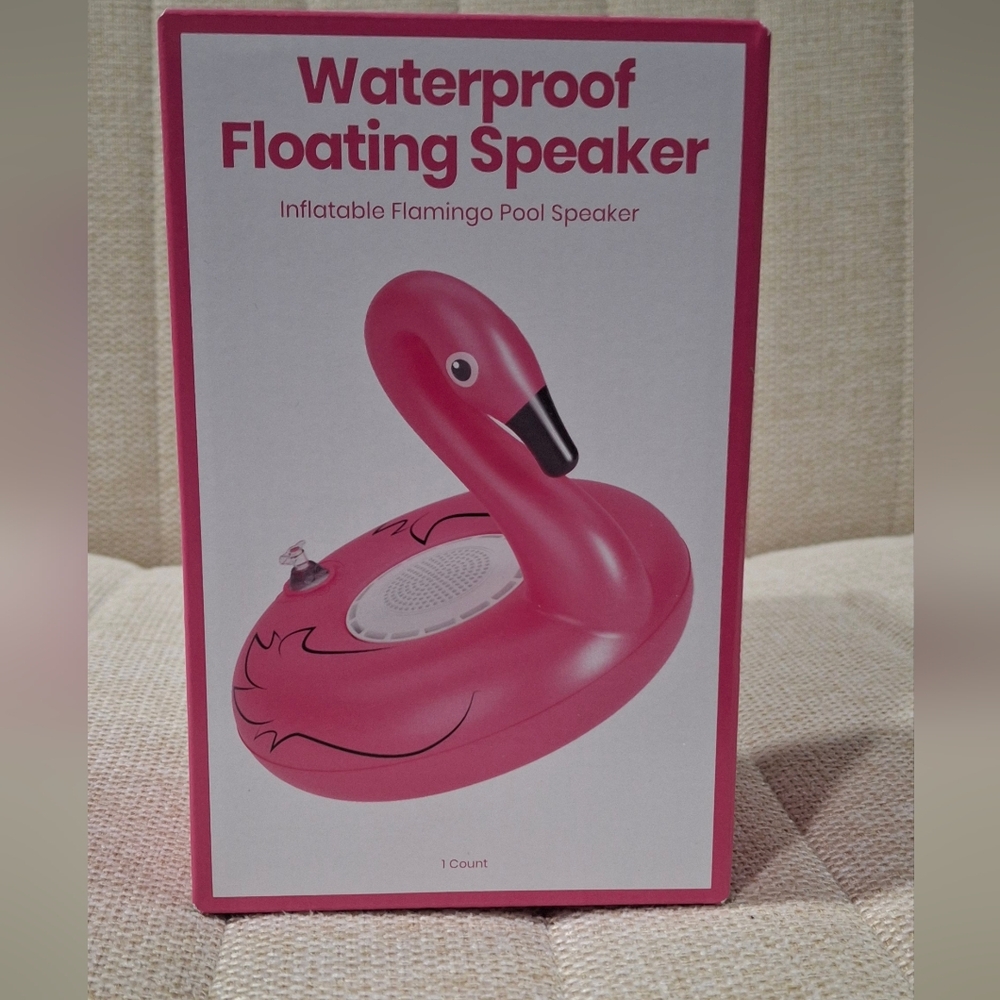 BlueTooth  Pink Flamingo Inflatable Pool Speaker